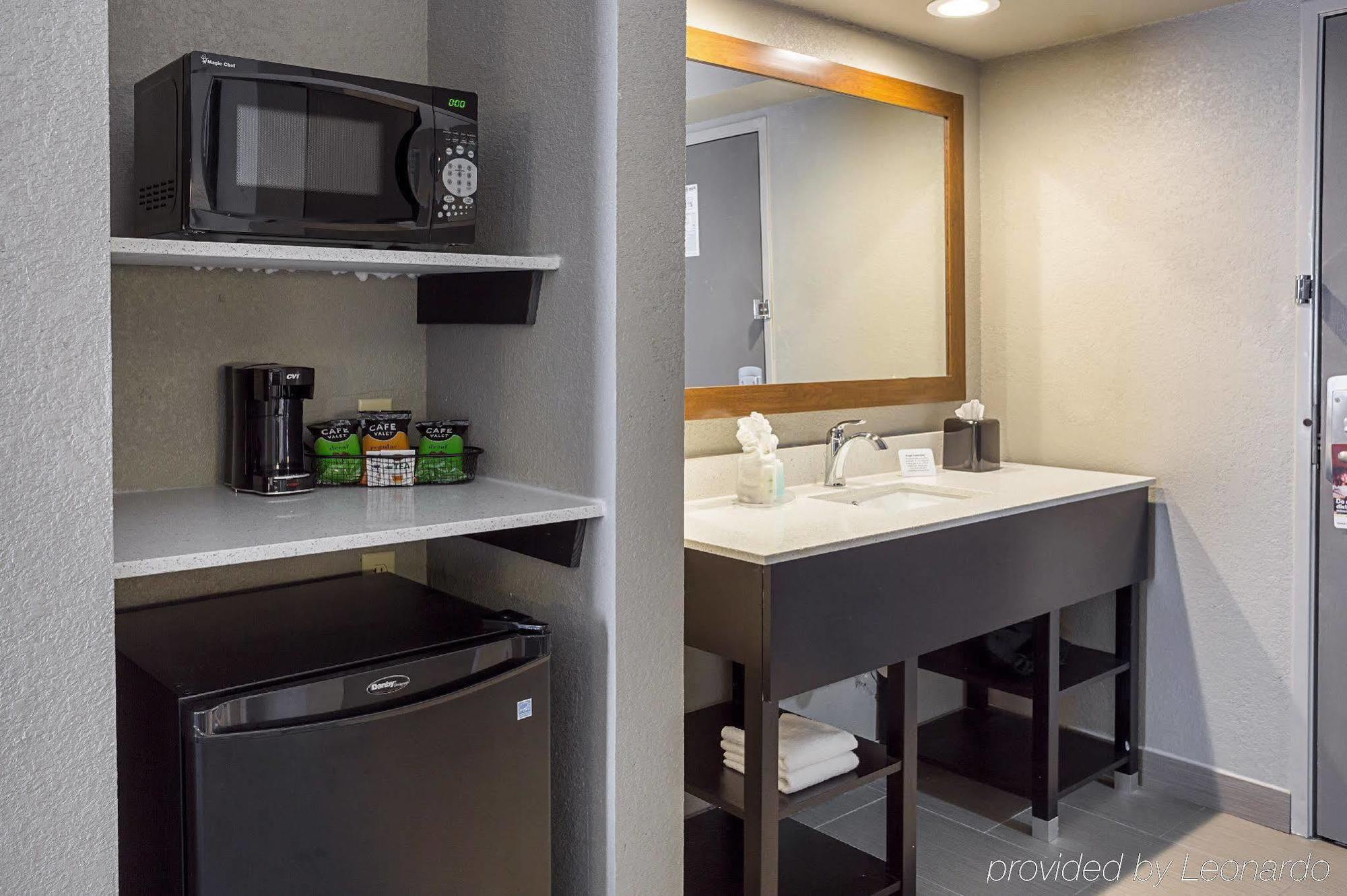Comfort Suites University Μπατόν Ρουζ Εξωτερικό φωτογραφία
